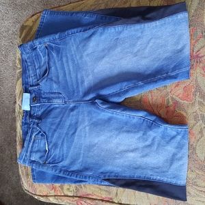 Simply Vera skinny jeans/jeggings.